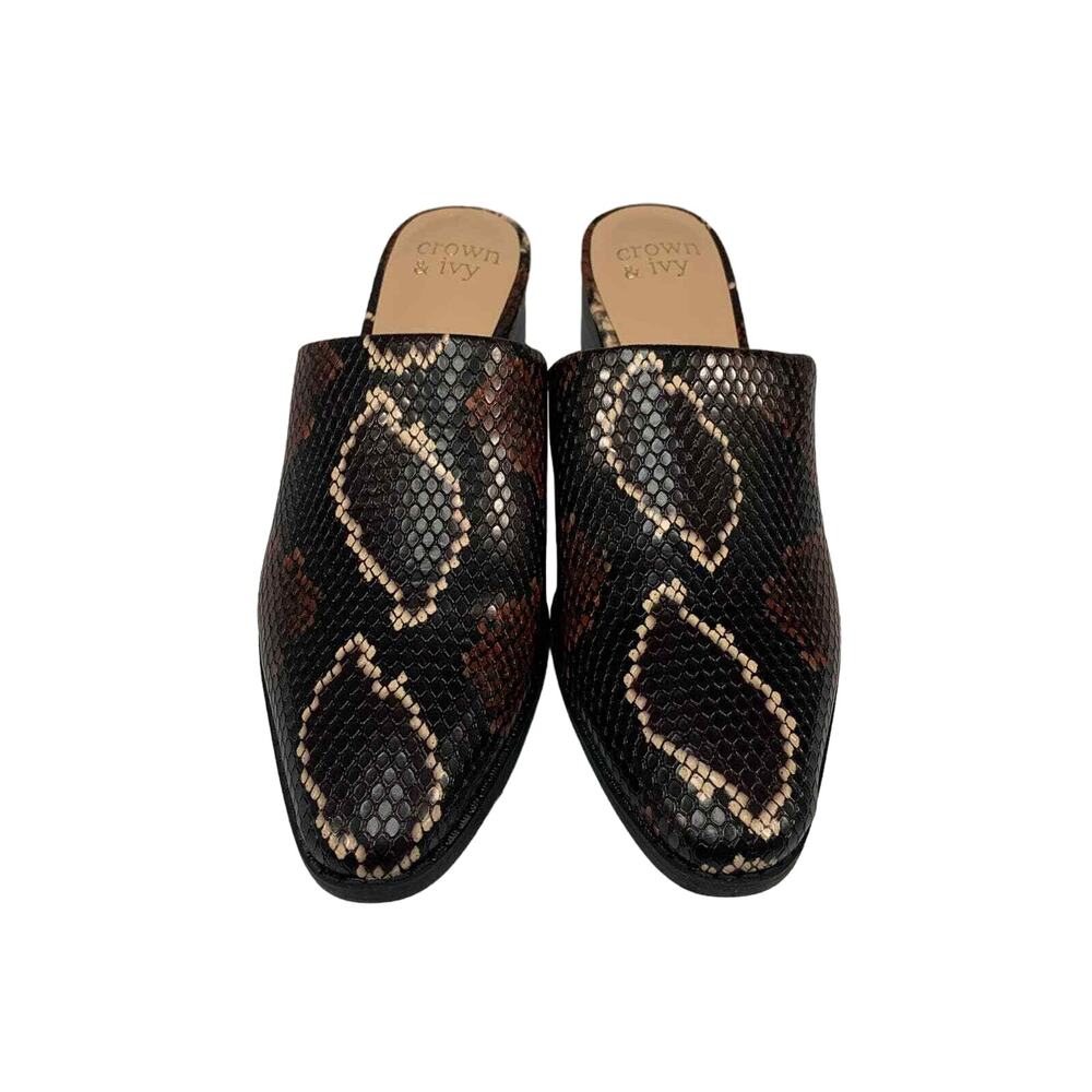 CROWN & IVY Womens 8.5M Snake Print Kelsey Slip on Closed Toe Mules